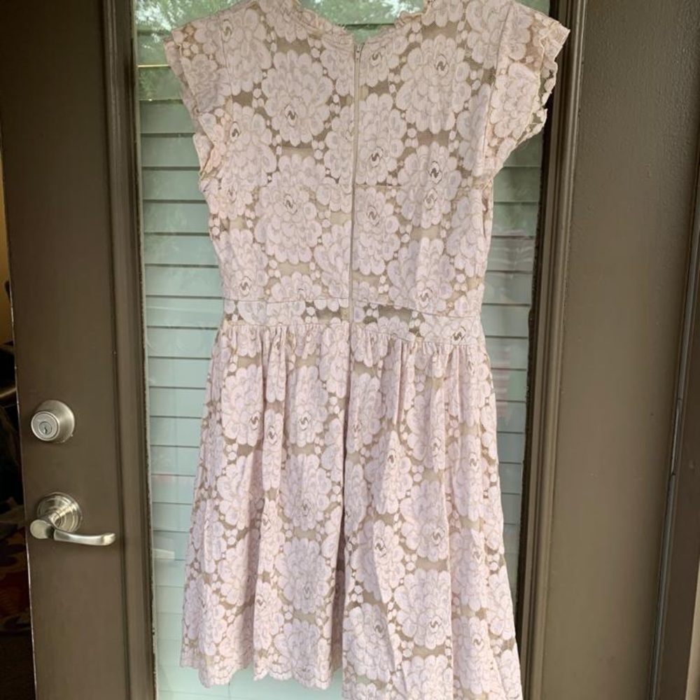 Sequin hearts floral lace dress - Picture 3 of 4